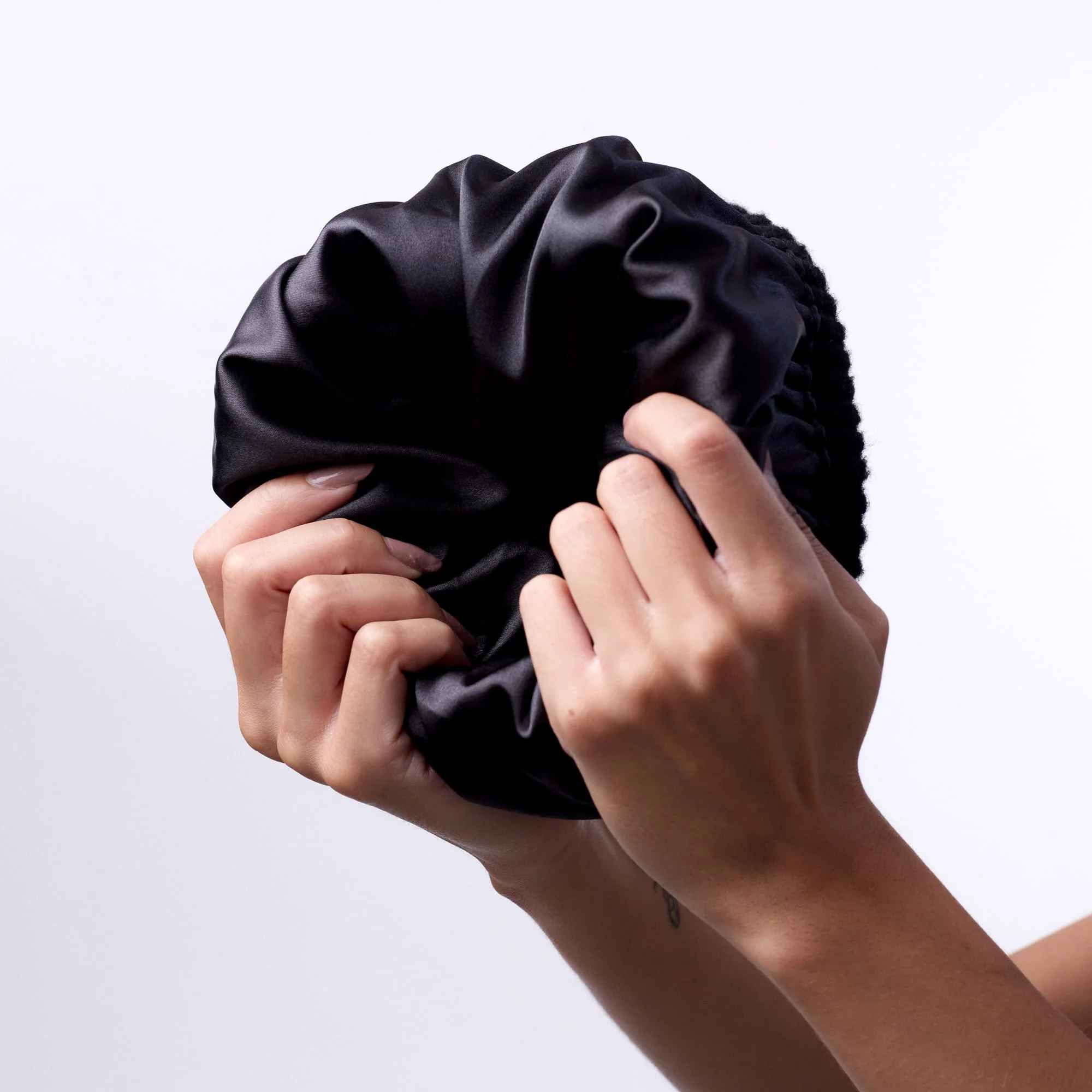 Only Curls Satin Lined Beanie - Ella in Black - Image 3